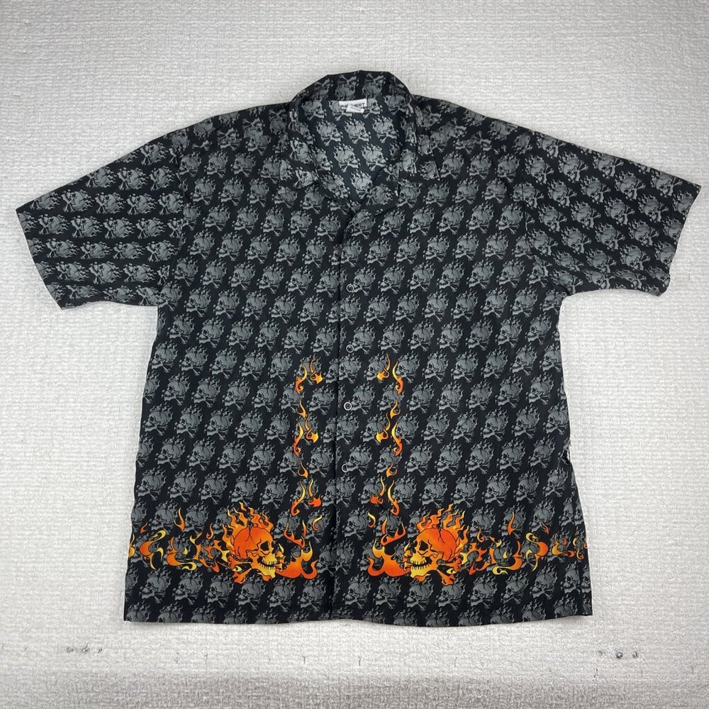 Vtg Request Shirt Mens 2XL Black Button Up Goth Skulls Flames Skate Y2K AOP